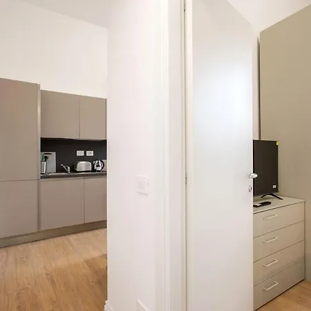 Urban Oasis Near Termini With Free Private Parking Apartment *