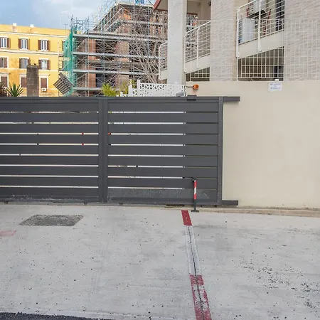 Urban Oasis Near Termini With Free Private Parking Apartment Rome